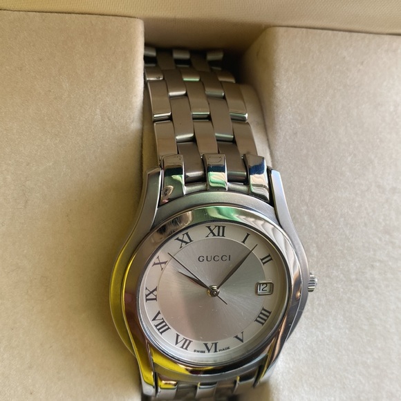 💯% Authentic GUCCI WATCH - Picture 5 of 8